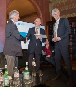 The European Commission’s Adam Tyson (c) receives the LENS Green Deal Position Paper from LENS Vice-Chair Robert McGreevy (l) and Chair Helmut Schober (r) at the LENS Colloquium, 11 February 2020.