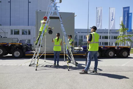 Weitere Messungen am und in der Nähe des Behälters folgen. © Bernhard Ludewig, FRM II / TUM